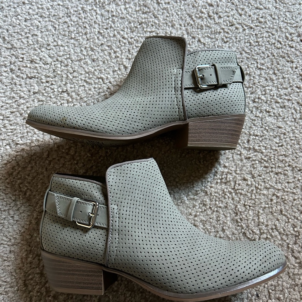 Spirit booties - Picture 3 of 7